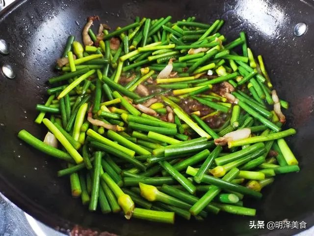 部分餐饮企业复工后涨价，你们能接受吗？