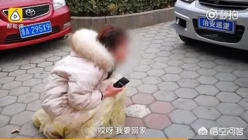 山东女生艺考面试不佳心态崩溃,坐地痛哭想放弃,这事你怎么看?