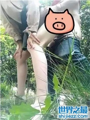 女主播楠楠的暴露野战视频曝光,直播约炮摩的司机