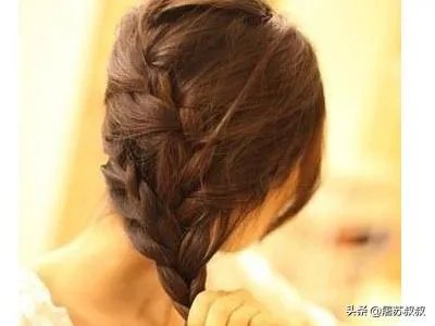 韩式麻花辫怎么编侧边麻花辫扎法图解？