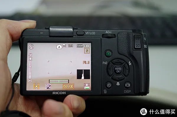一个过时的备机:RICOH 理光 GX200