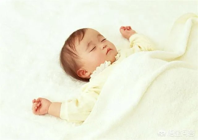 怎样教会孩子独立睡觉？