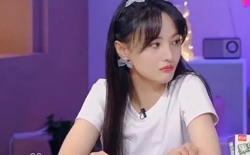 郑爽不介意和粉丝谈恋爱是怎么回事 郑爽不介意和粉丝谈恋爱的原因