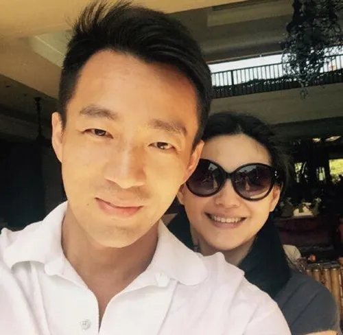 汪小菲被赞很帅 其身高与身价倍曝光