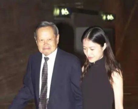 翁帆和杨振宁为什么不要孩子?