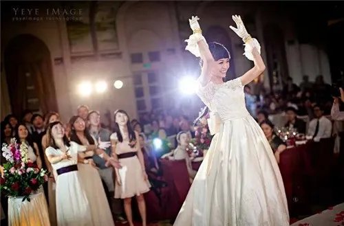 婚礼现场的正规婚庆流程 三大仪式让你步入婚姻殿堂