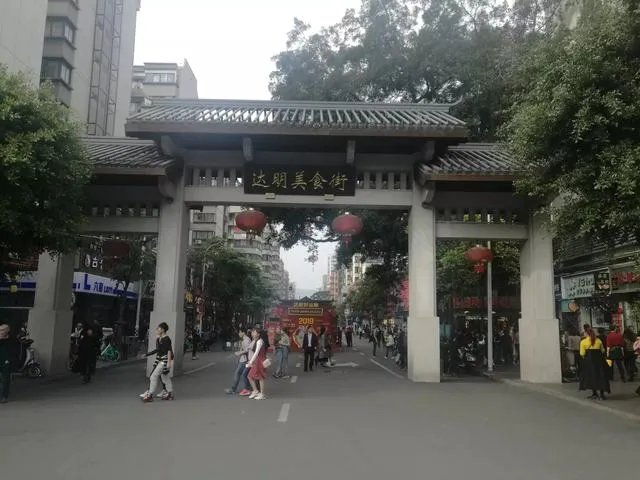华东五市旅游都有什么推荐的景点和旅游线路。谢谢?
