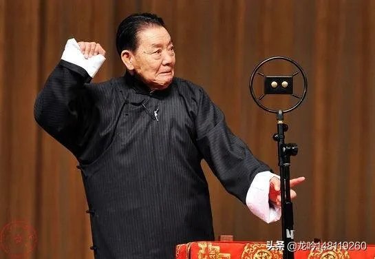 在中国的评书界里,谁能称得上“大师”?举例说明一下?