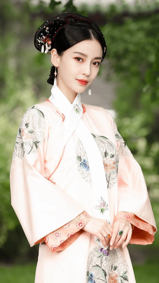杨颖绝美精灵造型,不得不说她是什么风格都能驾驭,她还有过哪些绝美造型?