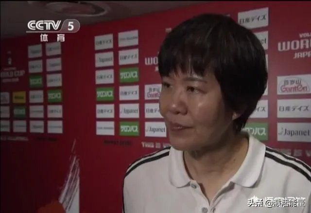 女排战胜荷兰获九连胜,但为何比赛中朱婷怒吼队友,赛后全队没有庆祝,当时发生了什么?