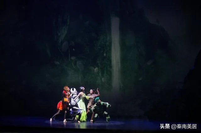 请问，什么是《五维记忆》？