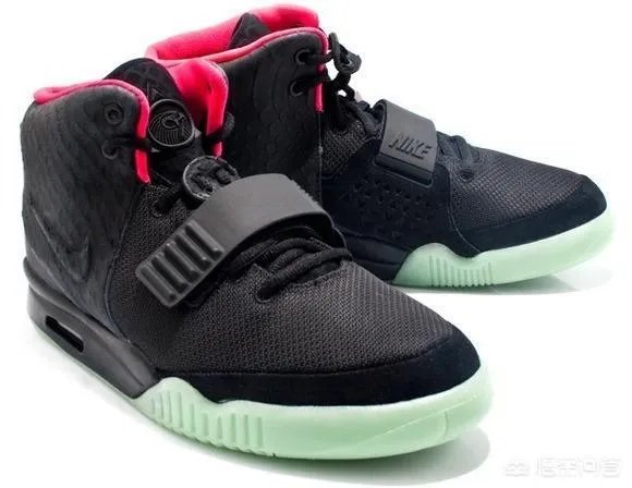 Nike Air Yeezy 2为什么被炒到那么高的价格?