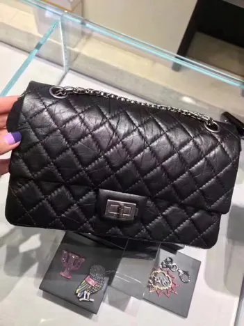 讲述下香奈儿包包价格价位一般大概多少