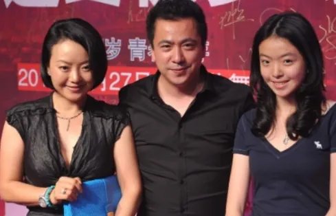 与王中磊一见钟情,如今结婚25年的人是谁?