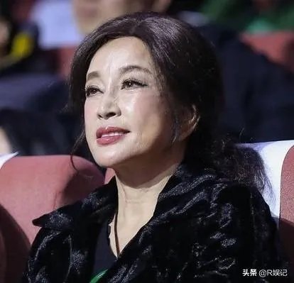 您觉得影视演员刘晓庆真的是不老女神吗?
