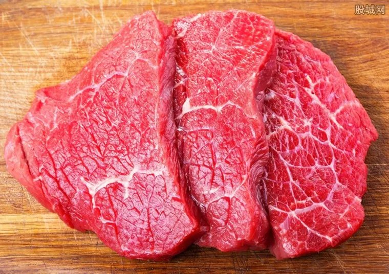 瑞丽肉价飞涨至100元 因哄抬物价导致当地肉价飙升
