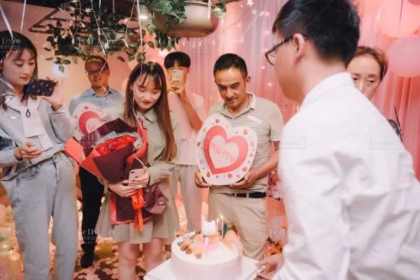女朋友过生日怎样给惊喜?