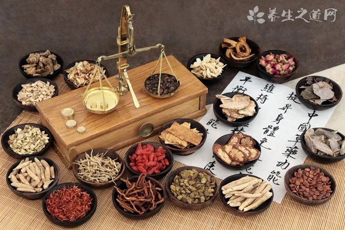 宠物兔出现血便怎么办？什么原因？幼兔血便怎么回事？