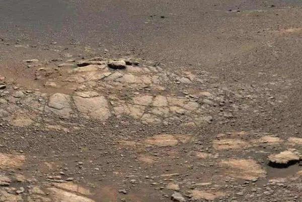18亿像素火星全景照片大公开,神秘的火星到底有多美?
