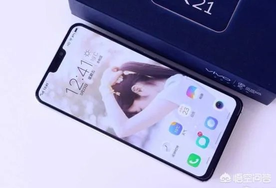 看了华为荣耀10的发布会，你觉得和VIVO X21相比怎么样？
