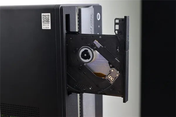 ThinkCentre neo P780评测:拥有强悍的性能,可以提高了工作效率