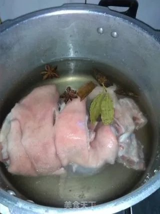 姜汁挠猪蹄