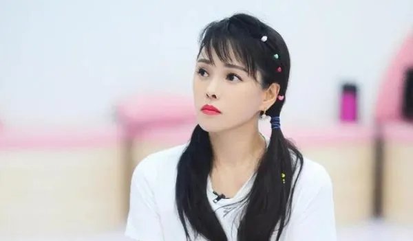 为何说伊能静才是《乘风破浪的姐姐》中真正的皇族选手?