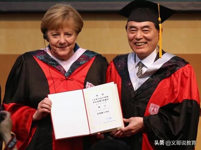 中国药科大学是否可以撤销许可馨学位?