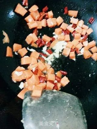 家常宫爆鸡丁