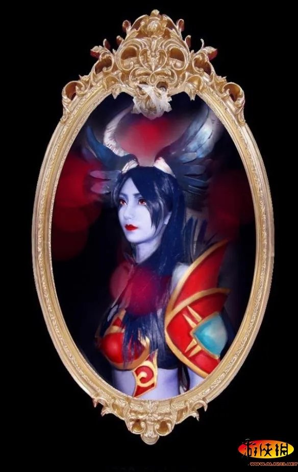 一起感受皮鞭与滴蜡吧《DOTA2》痛苦女王精彩COS