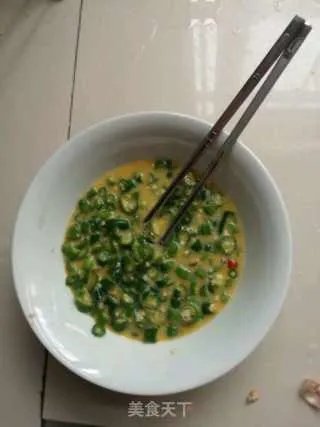 超级简单的尖椒爆蛋不过多油捏