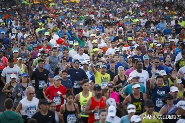 如何看待美国加州因新冠疫情影响进入紧急状态下,约27000人参赛的洛杉矶马拉松依旧正常举行?