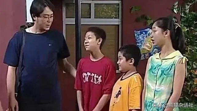如何看待”杨紫为张一山庆生的文案“,一山曾宣称:愿为你背叛全世界,相爱就那么难吗?