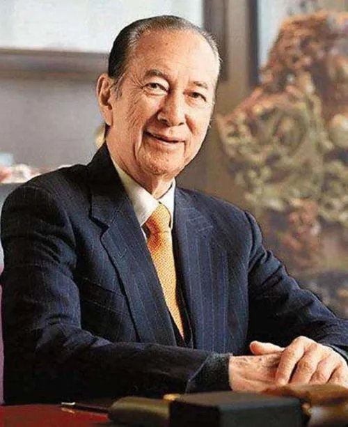 何鸿燊仍未下葬全家难办喜事,死去这么长时间,为何不下葬?
