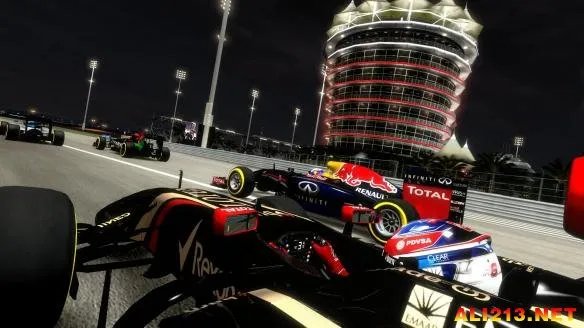 夜战新加坡！《F1 2014》新赛道演示及截图放出