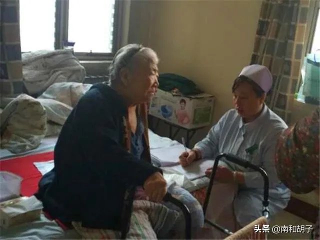 4000万失能老人如何照料?
