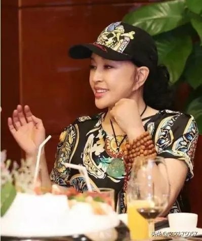 您觉得影视演员刘晓庆真的是不老女神吗?