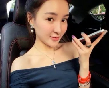 郭美美公开与男友接吻照,并自曝被男友宠的一塌糊涂,这次是炫男友吗?