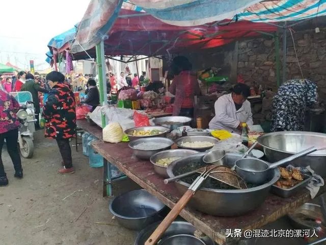 啥也别说年底买宝马, 24岁小伙赶大集究竟干的啥