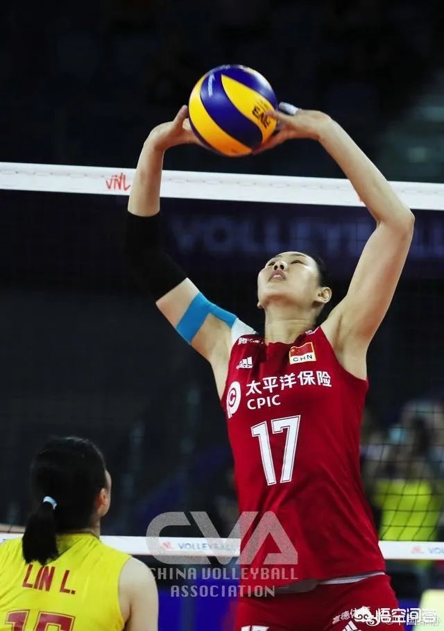 中国女排3-0横扫排行榜第一的土耳其队,对这场比赛有何评述?