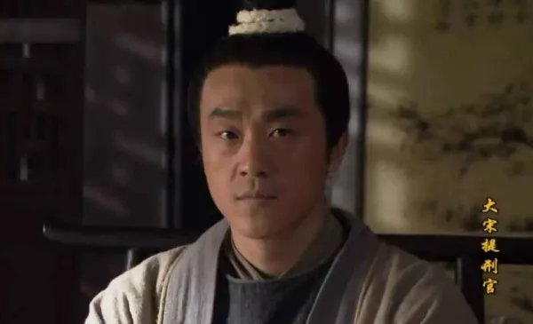 何冰出演的电视剧有哪些?