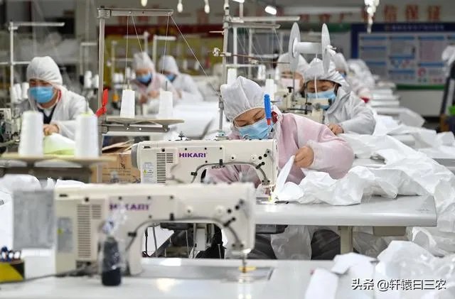中国目前有没有出口给美国医用口罩和防护服等?