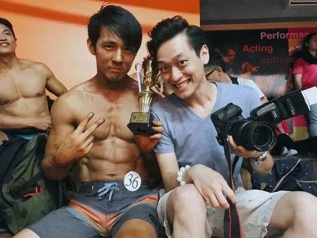 南拳妈妈组合中,39岁张杰参加健美比赛,体脂低至8%,这肌肉是认真的吗?