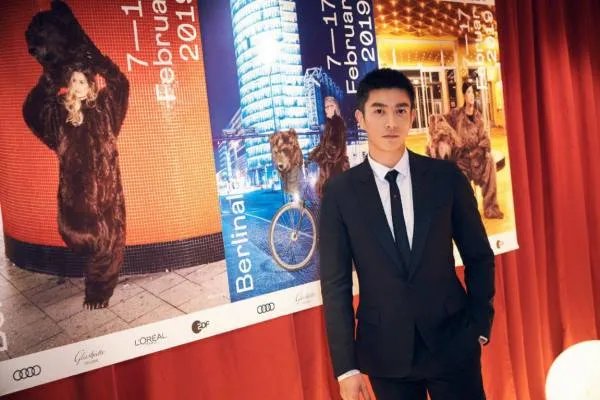 如何理解《地久天长》沈浩的一句话“我身体里好像长了一棵树,我长大它也长大,快要把我的身体撑破了”?