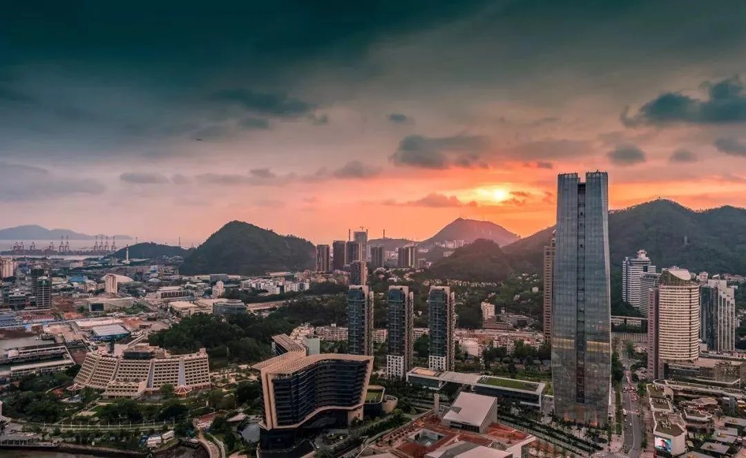 深圳学区房价格大跳水，房价还有继续上涨的空间吗？