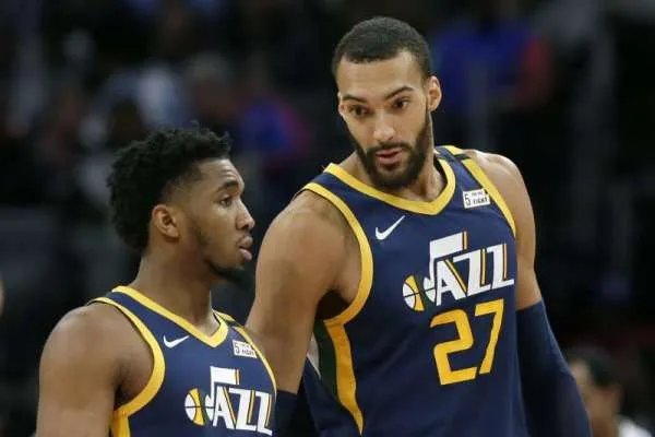 爵士登顶NBA官方最新球队实力榜，今年他们为什么表现强势？