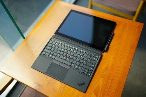 ThinkPad X1 Tablet Evo详评 它是最强二合一?