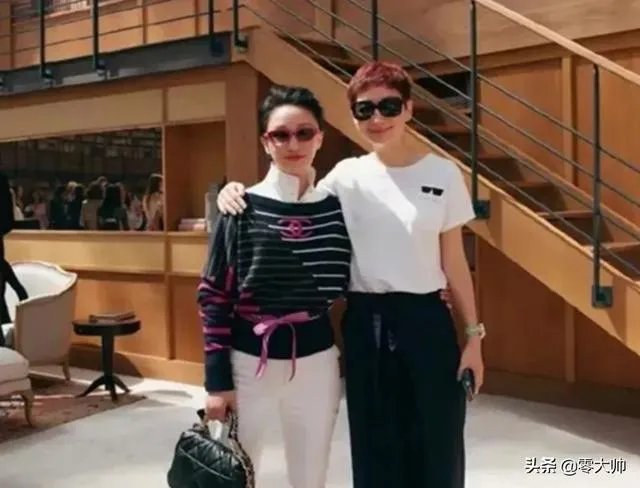 为什么elle主编离职会有这么多明星发微博?