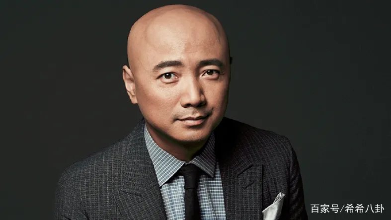 胖到像是怀胎7月孕妇的徐峥,是如何自我调侃的?