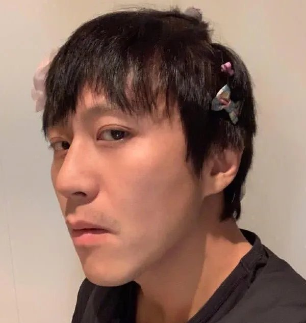 郑恺发文吐槽4位退出《跑男》的成员,最后一句话为何让人泪崩了?